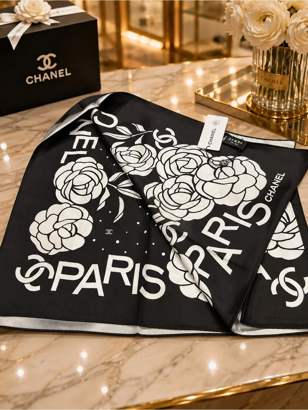 SILK SCARF 🧣